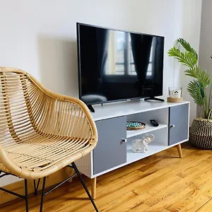 Appartement T2 Face à La Gare Avec Parking, Lorient